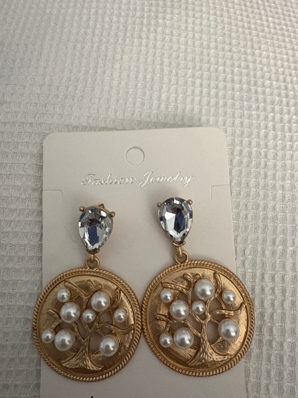 Fashion Jewelry Gold-tone Tree Medallion Earrings with Clear Crystal